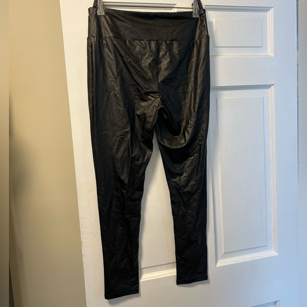 Primark Black Faux Leather Leggings - Picture 4 of 5
